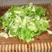 Салат цезарь с курицей, сухариками и майонезом шаг 6 Салат цезарь с курицей, сухариками и майонезом шаг 6