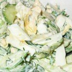 Салат из огурцов с яйцами