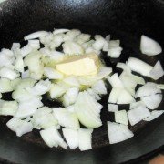 Чешский картофельный суп пюре в хлебе шаг 4 Чешский картофельный суп пюре в хлебе шаг 4