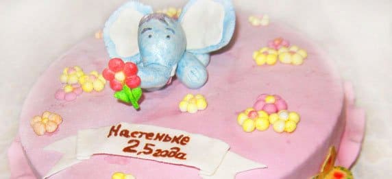 Торт с мастикой Слон на лужайке Торт с мастикой Слон на лужайке