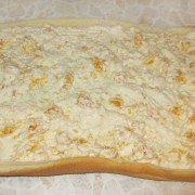 Бисквитный рулет с творогом и апельсинами - шаг 2