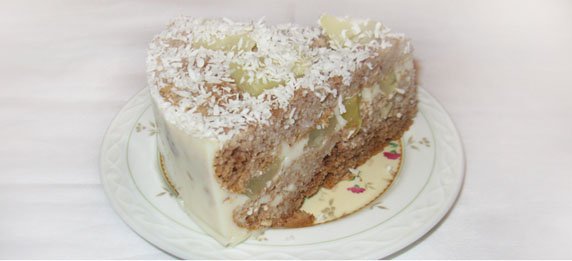 Йогуртовый торт с ананасами