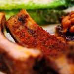 Жареные свиные ребрышки в духовке
