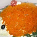 Салат печеночный с зеленым горошком
