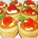 Тарталетки с икрой и сливочным сыром