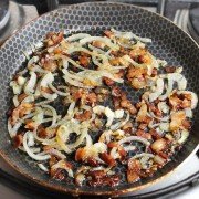Суп картофельный с галушками - шаг 2 Суп картофельный с галушками - шаг 2