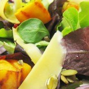 Легкий салат с тыквой и сыром