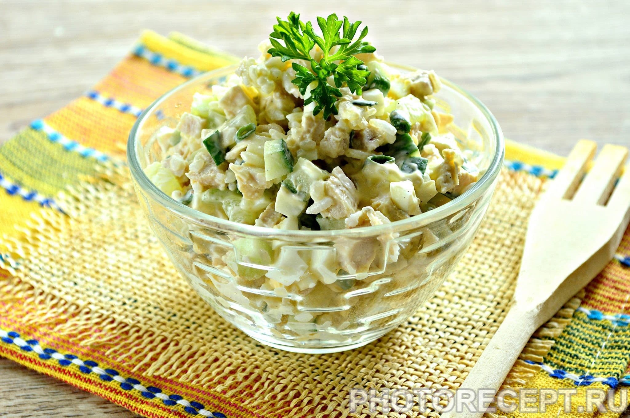 Салат с рисом пошагово