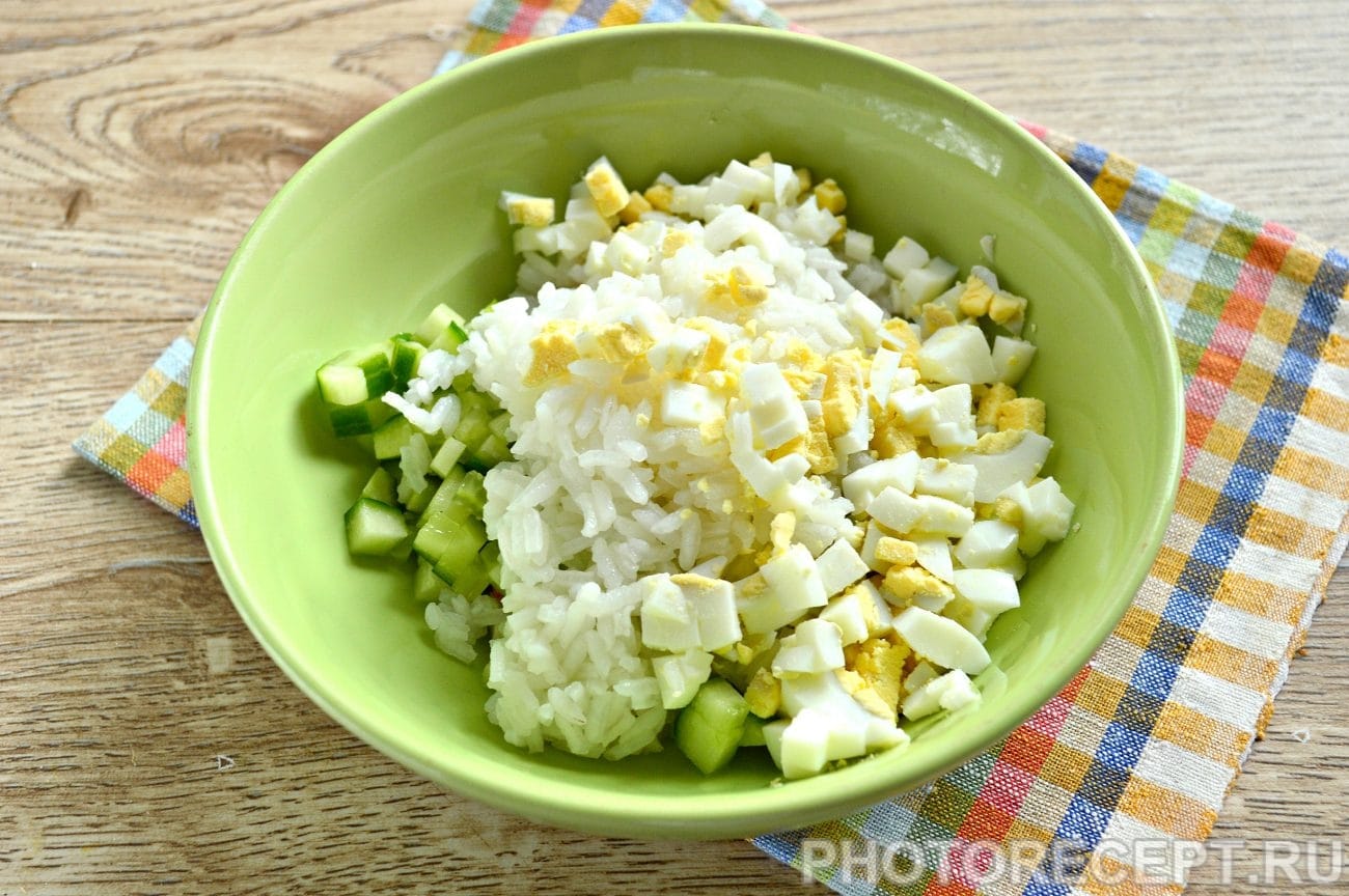 Салат с крабовыми палочками кукурузой яйцами рецепт с Салат с крабовыми палочками кукурузой яйцами рецепт с