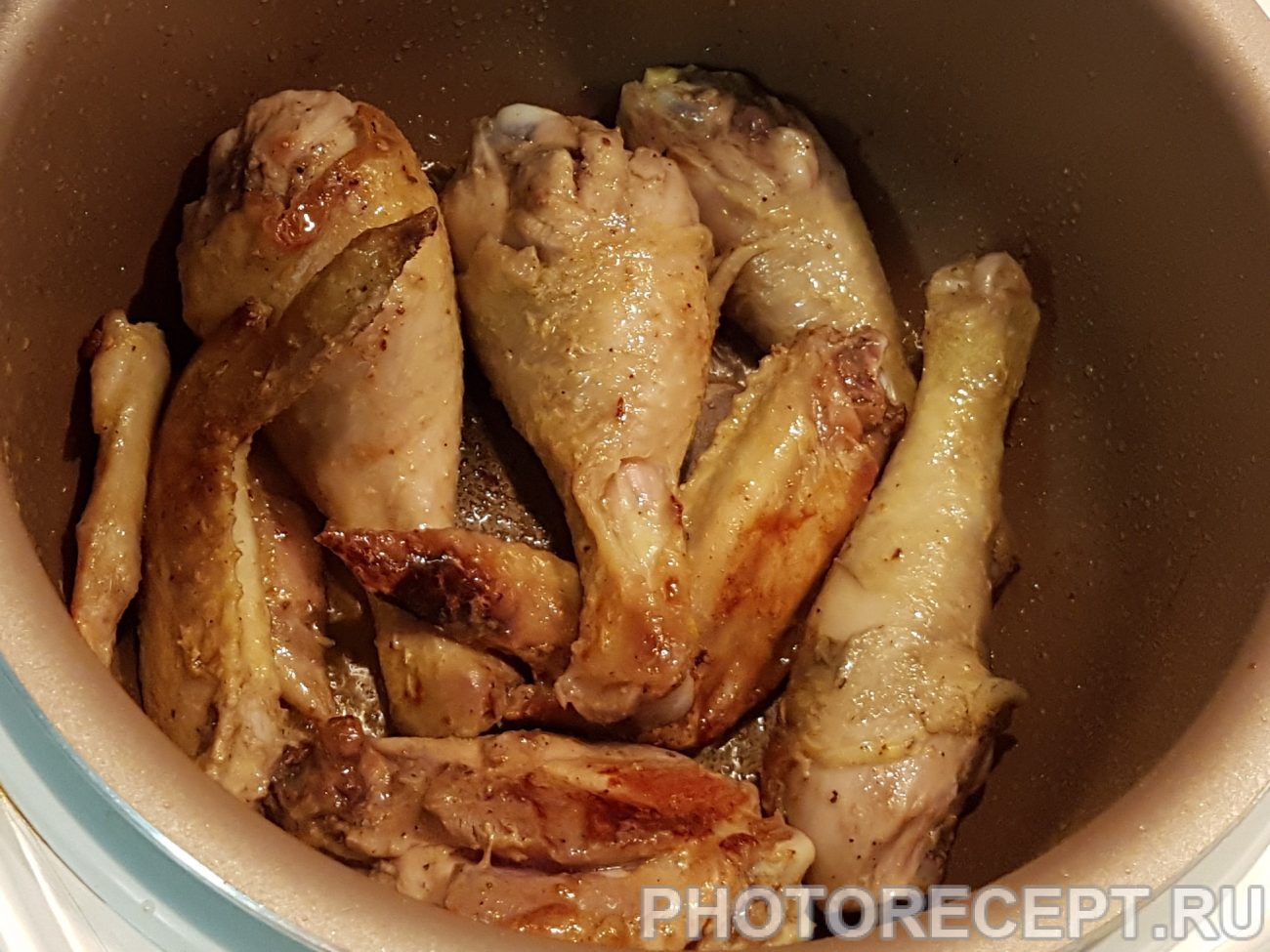 Потушить курицу в мультиварке рецепт пошагово Потушить курицу в мультиварке рецепт пошагово