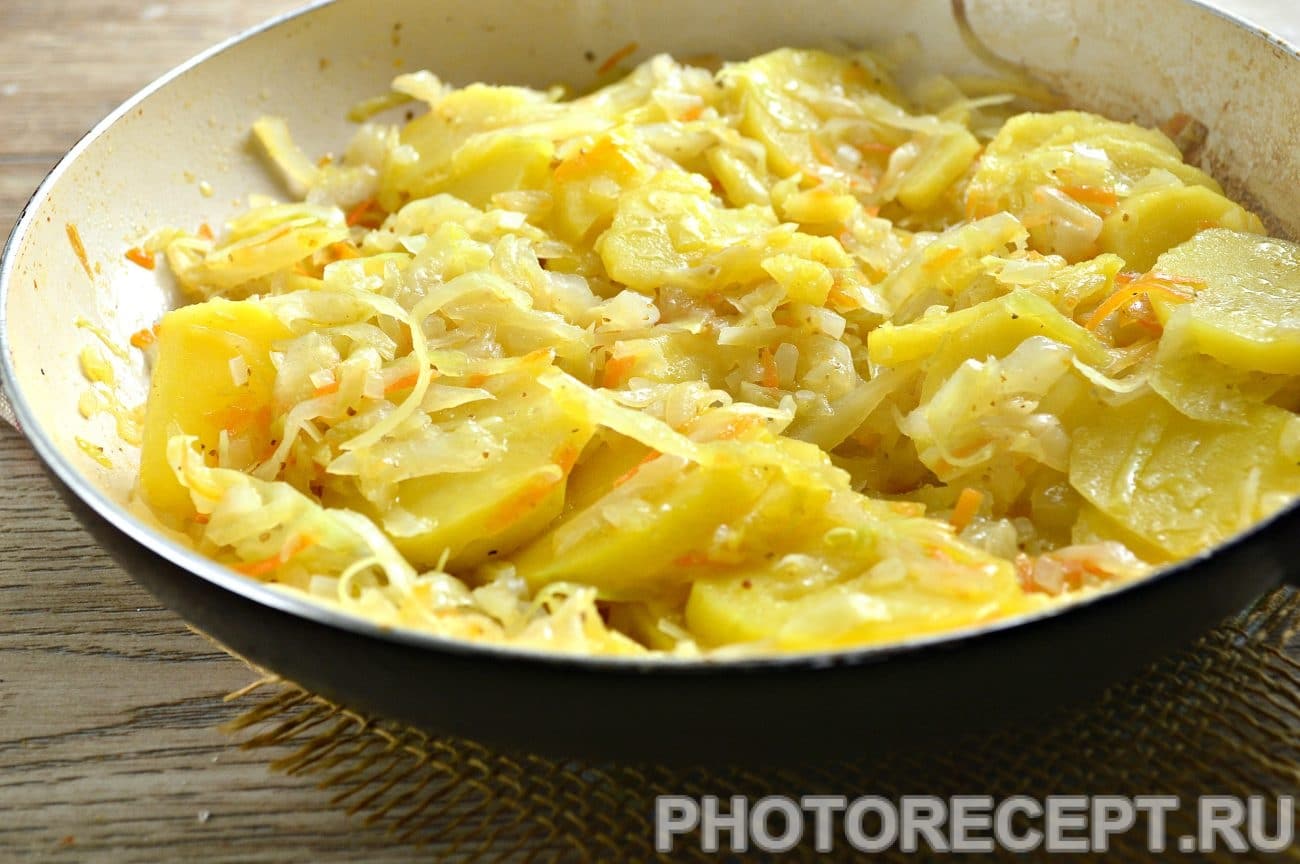 Тушёная капуста с курицей в духовке рецепт пошагово Тушёная капуста с курицей в духовке рецепт пошагово