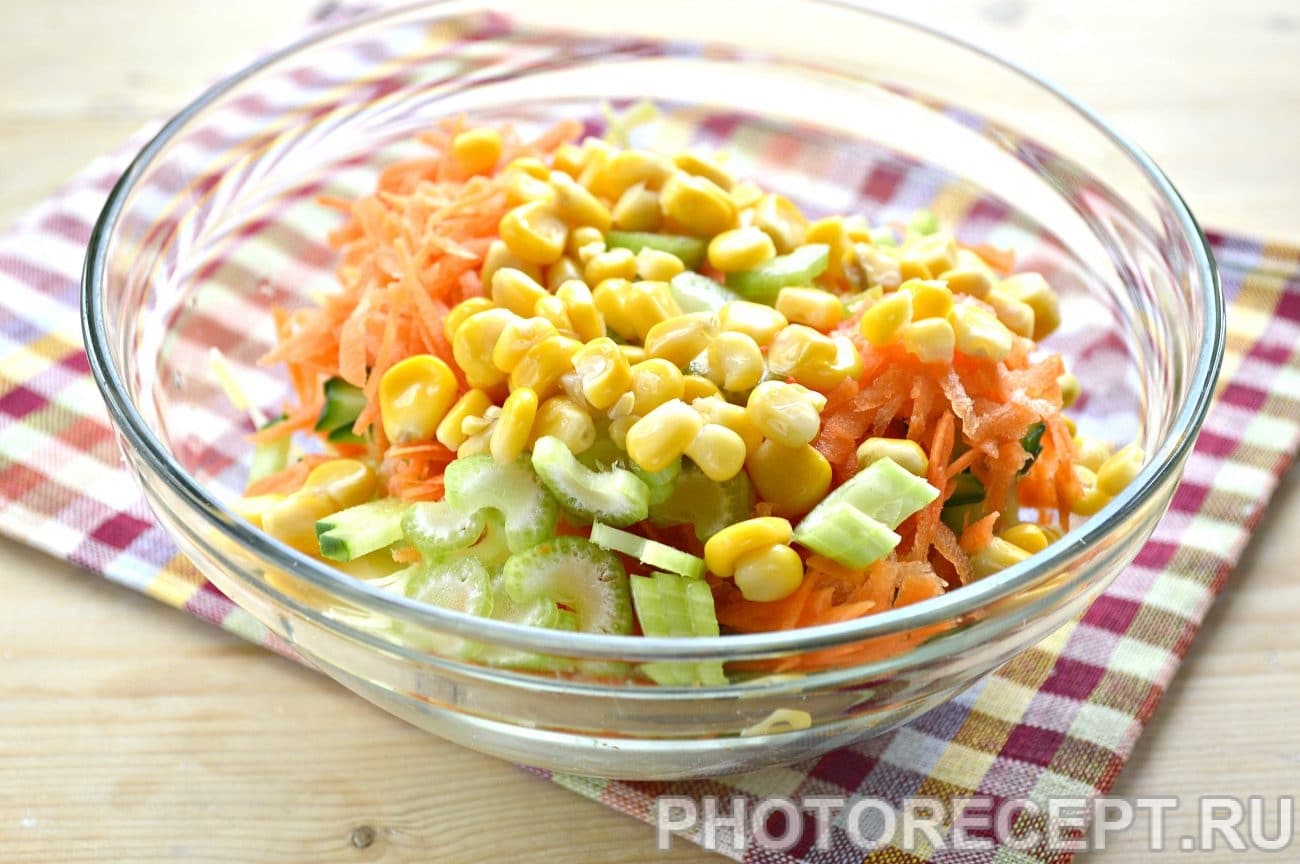 Салаты с кукурузой рецепты пошаговое Салаты с кукурузой рецепты пошаговое