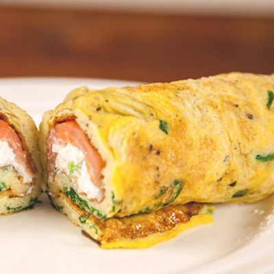 omlet-rulet-s-semgoj-i-slivochnym-syrom-400x400.jpg