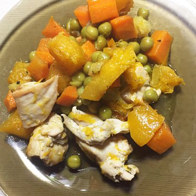 Курица, тушеная с тыквой и зеленым горошком - рецепт с фото