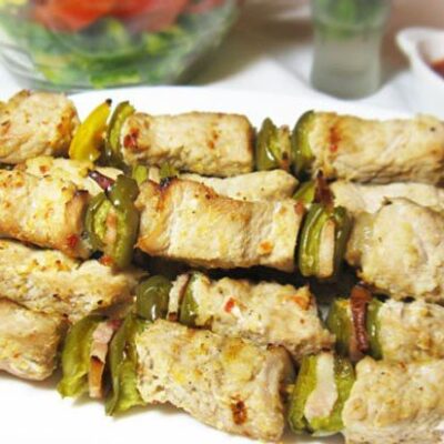 Шашлык из свинины, маринованный в уксусе