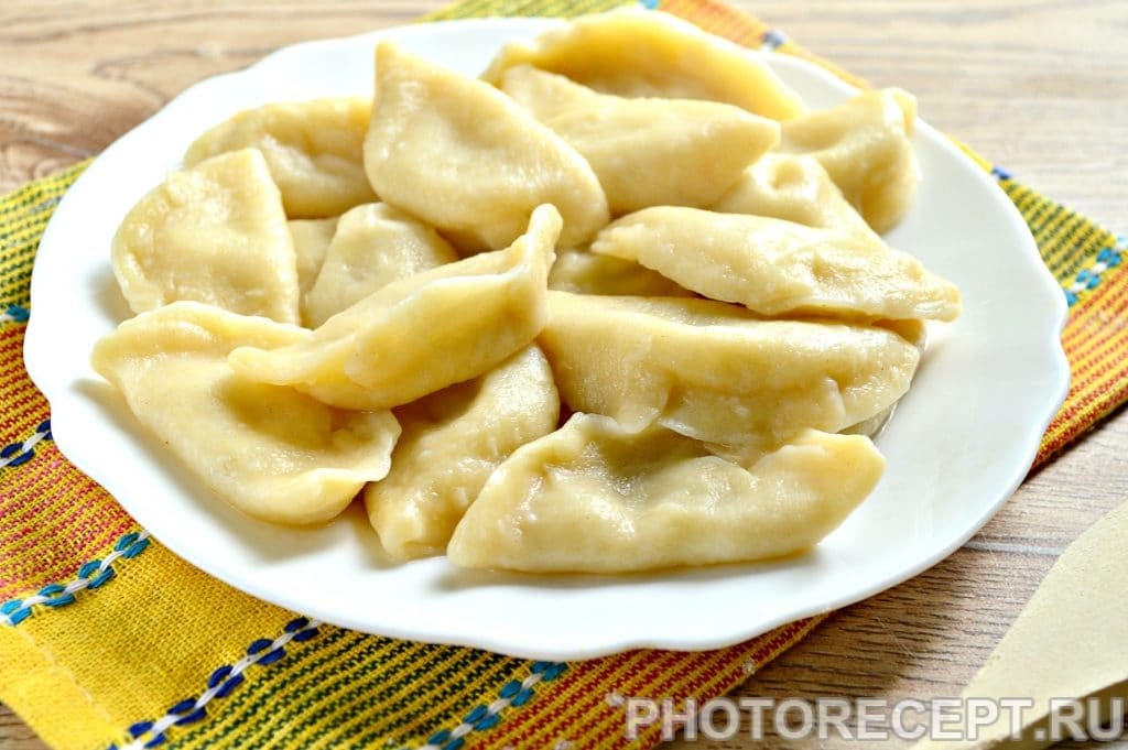 Вареники с картошкой и салом