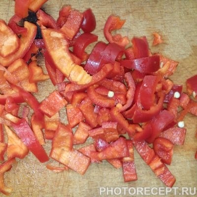 Фото рецепта - Несказанно вкусный борщ с фасолью - шаг 3