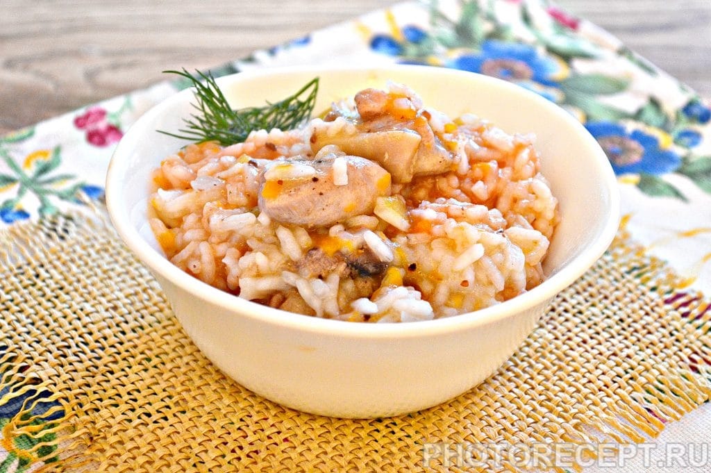 Плов с курицей на сковороде