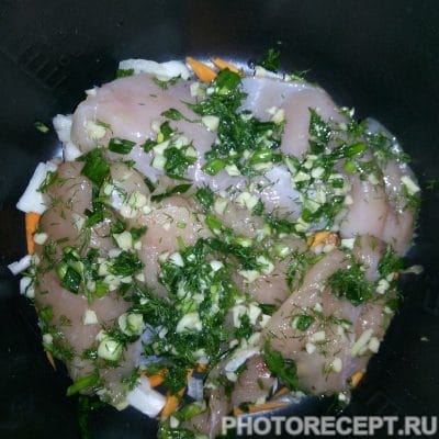 Фото рецепта - Запеченная куриная грудка с овощами - шаг 7