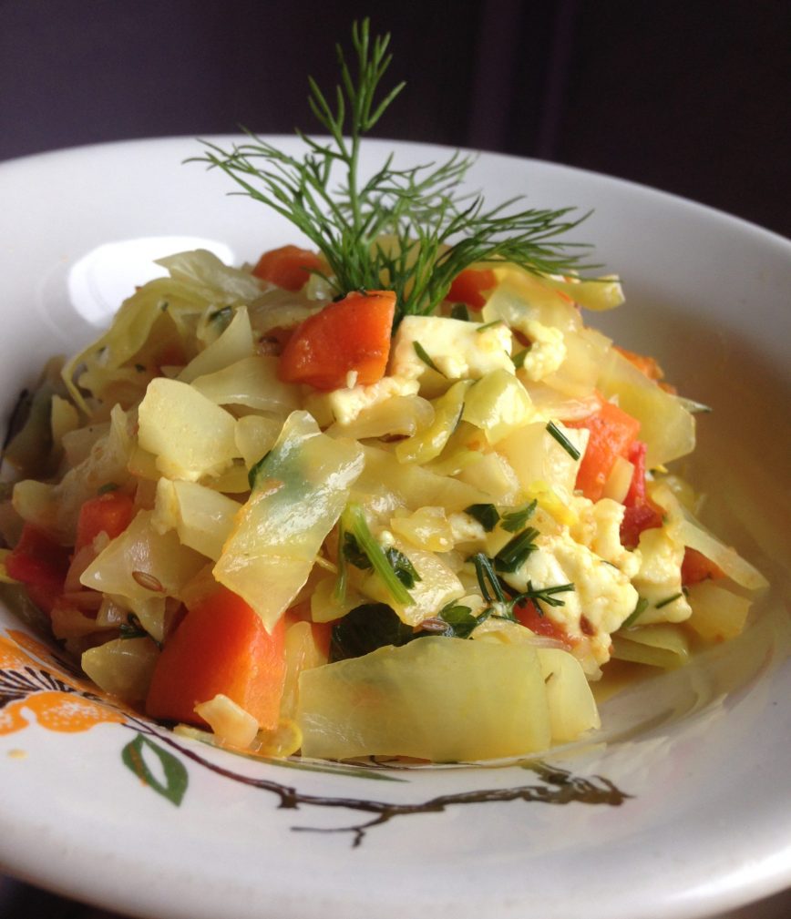 Овощное рагу с адыгейским сыром