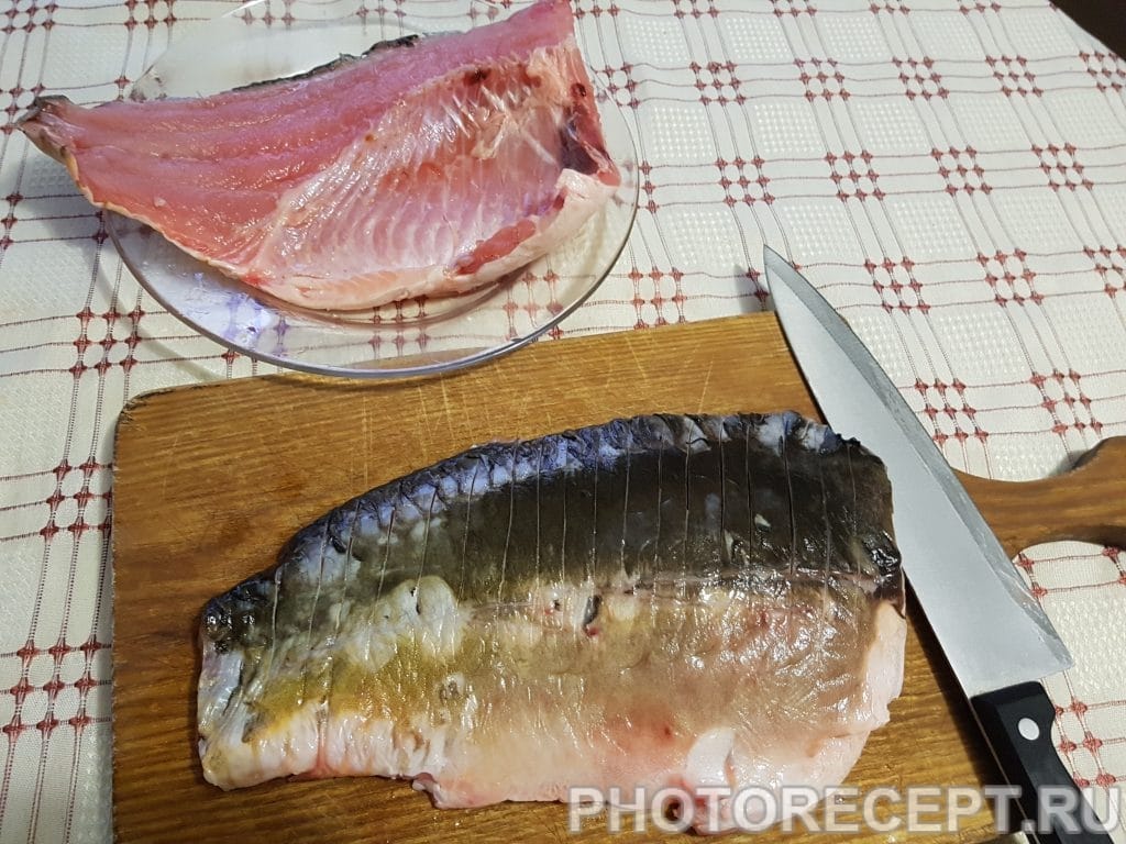 Фото рецепта - Нежный карп с овощами в духовке - шаг 1