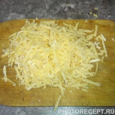 Фото рецепта - Пицца с куриной грудкой и грибами - шаг 13