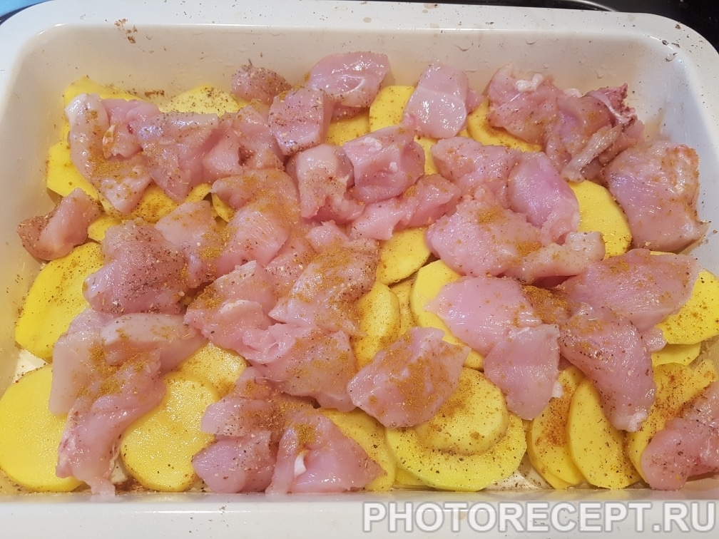 Фото рецепта - Курица с картошкой и сыром - шаг 3