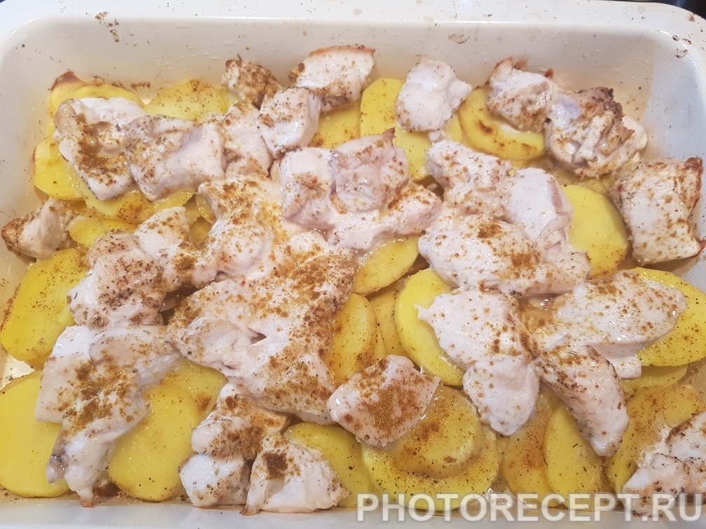 Фото рецепта - Курица с картошкой и сыром - шаг 5
