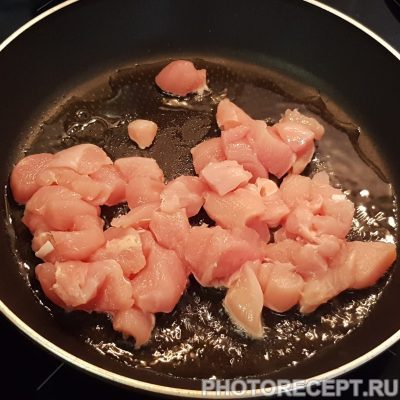 Фото рецепта - Каша из кус — куса с курицей - шаг 1