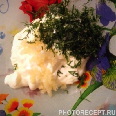 Фото рецепта - Жареные кабачки в чесночном соусе - шаг 5