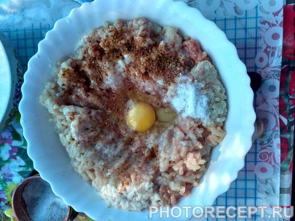Фото рецепта - «Сборные» котлеты из четырех видов мяса - шаг 4