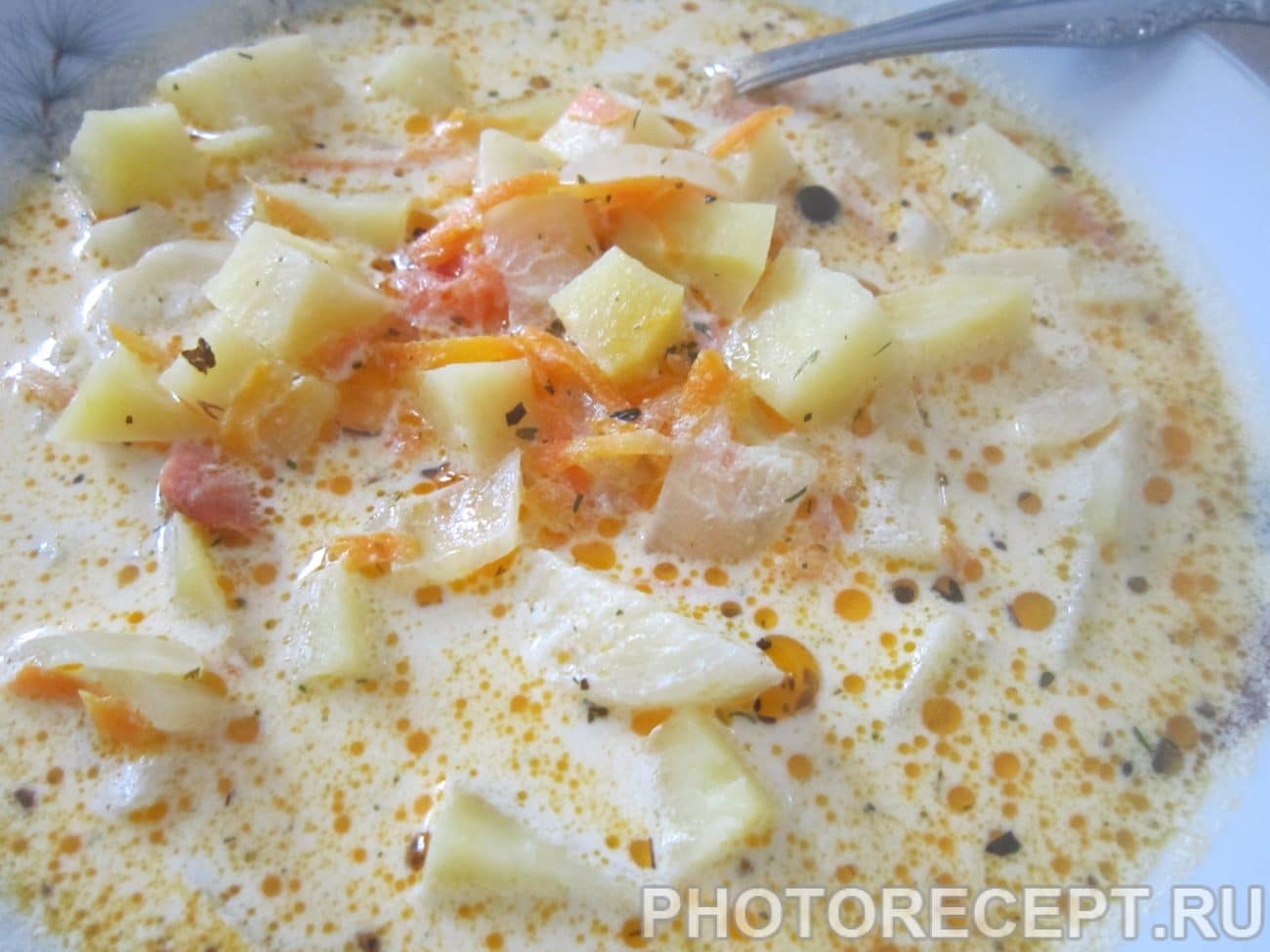 Сливочный суп с семгой