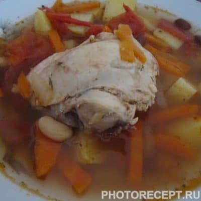 Фото рецепта - Фасолевый суп с томатами и курицей - шаг 5