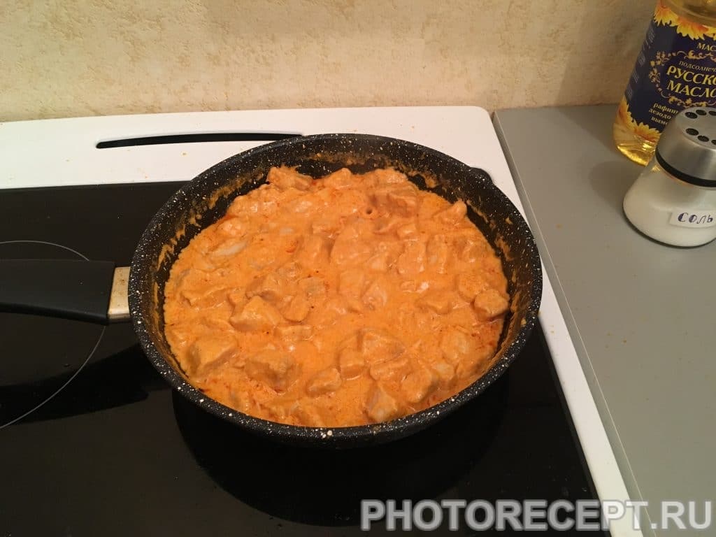Фото рецепта - Пикантная тушеная курица - шаг 7