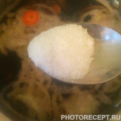 Фото рецепта - Курино-грибной бульон - шаг 3