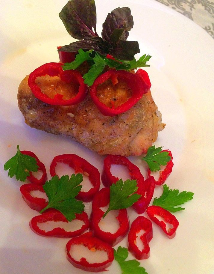 Куриное мясо в соевом соусе, запеченное в духовке