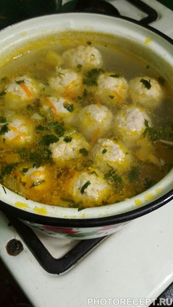 Суп с фрикадельками куриными