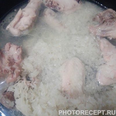 Фото рецепта - Тушеная курица с рисом и овощами - шаг 3