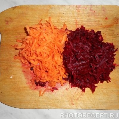 Фото рецепта - Вкусный борщ со свеклой - шаг 3