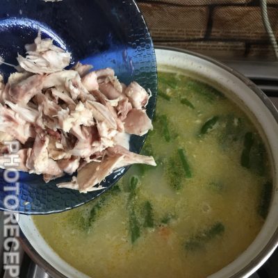 Фото рецепта - Сырный суп на курином бульоне - шаг 6