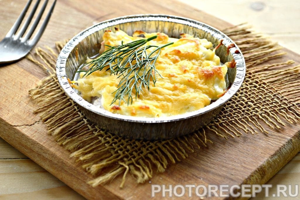 Фото рецепта - Мясо в духовке под сырной корочкой - шаг 7