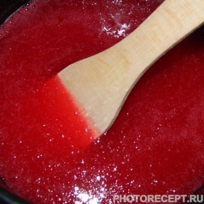Фото рецепта - Желе из красной смородины на зиму - шаг 3