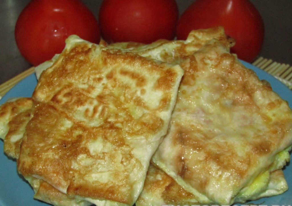 Жареные конвертики из лаваша