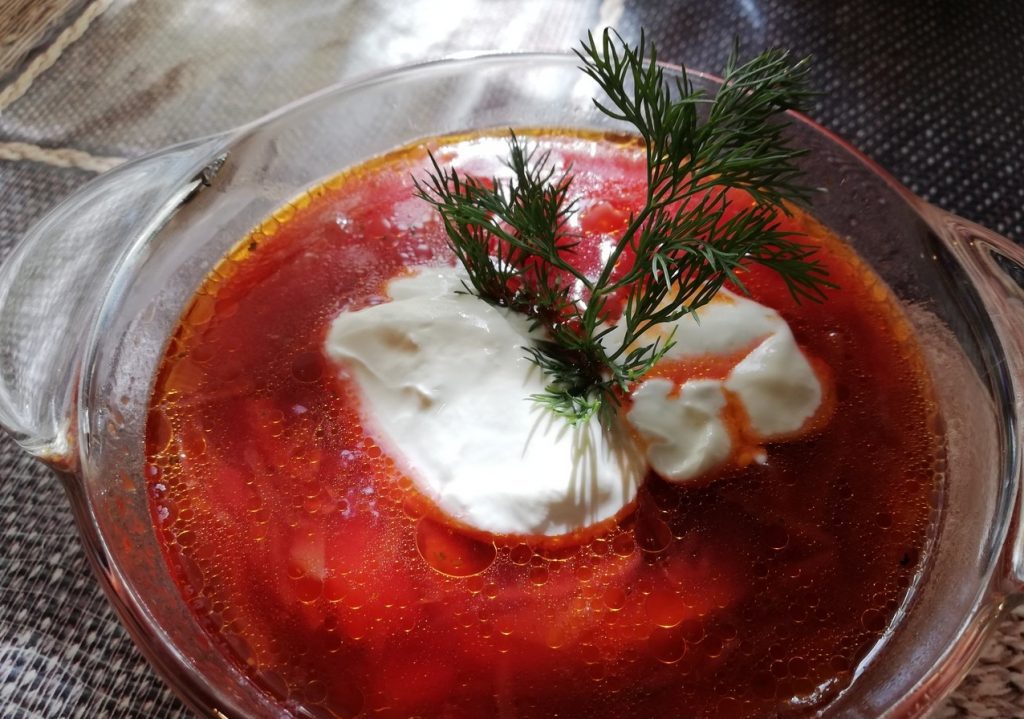 Летний борщ без мяса