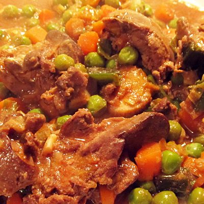 Куриная печень, тушеная с овощами - рецепт с фото