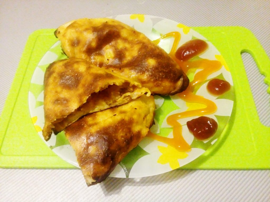 Картофельные пирожки с капустой