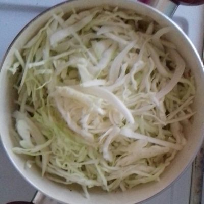 Фото рецепта - Капуста тушеная с мясом - шаг 5