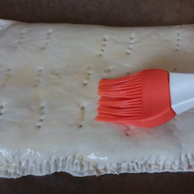 Фото рецепта - Мясной пирог из слоеного теста с фаршем индейки - шаг 4