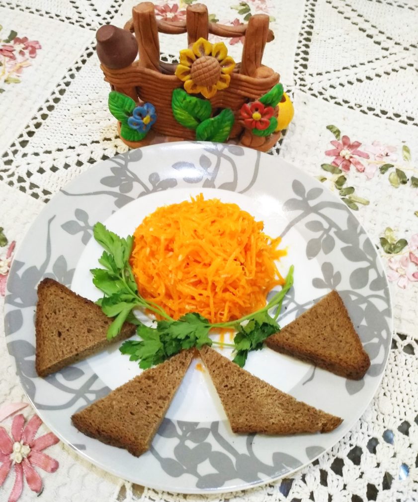 Любимая ароматная морковь по-корейски с кисло-сладким вкусом