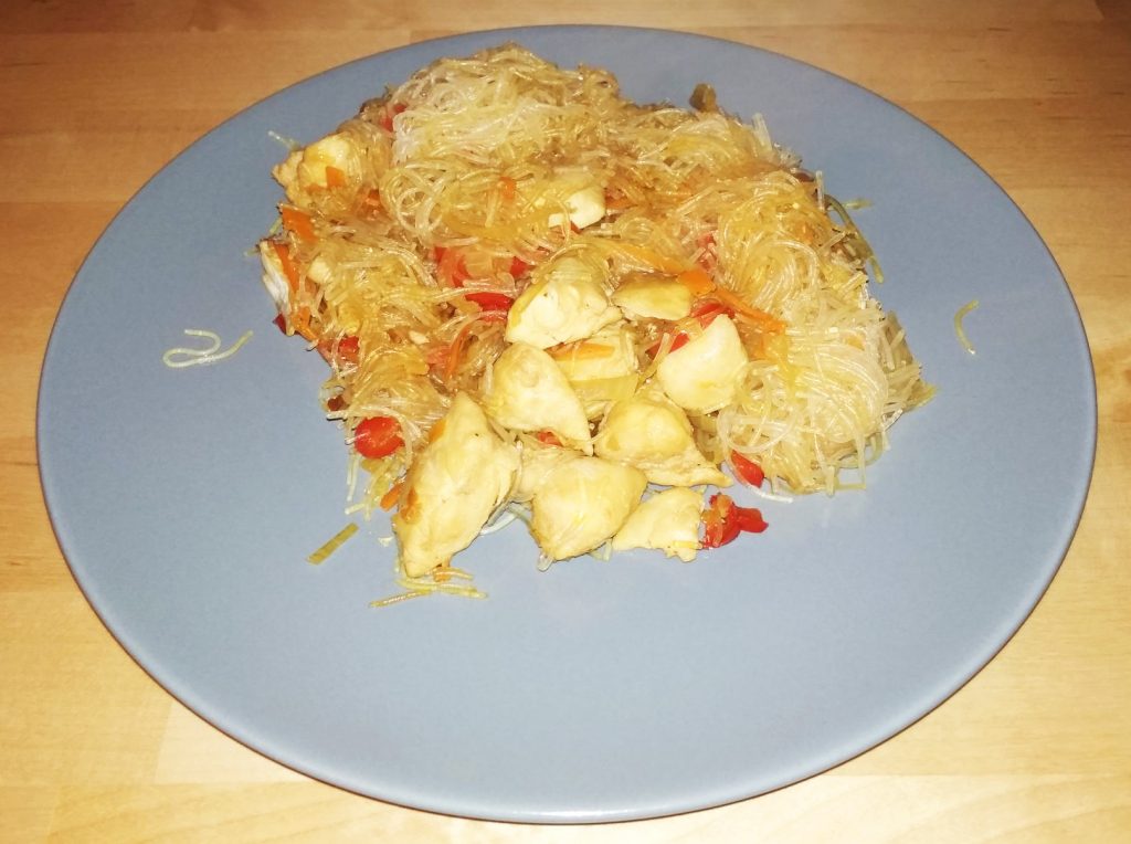 Фунчоза с курицей